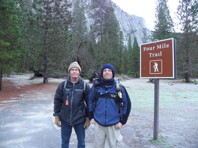 01-Dad_and_I_at_beginning_of_trail-below_freezing-all_bundled_up,dropped_lots_of_layers_30_min_into_hike