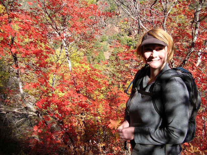 08-Kristi_and_the_fall_colors