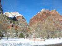 15-snowy_views_from_Zion_Lodge_parking_lot