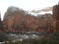 03-Angels_Landing_covered_with_snow