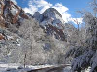 54-snowy_views_along_pullout_south_of_Zion_Lodge