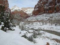 11-views_along_trail_to_Angels_Landing_with_Virgin_River