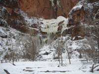36-big_ice_chunk_falling_photo_sequence6