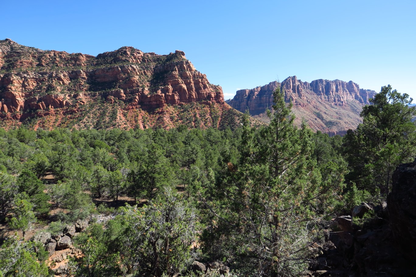 147-final_views_from_the_trailhead_area_of_Zion-2pm