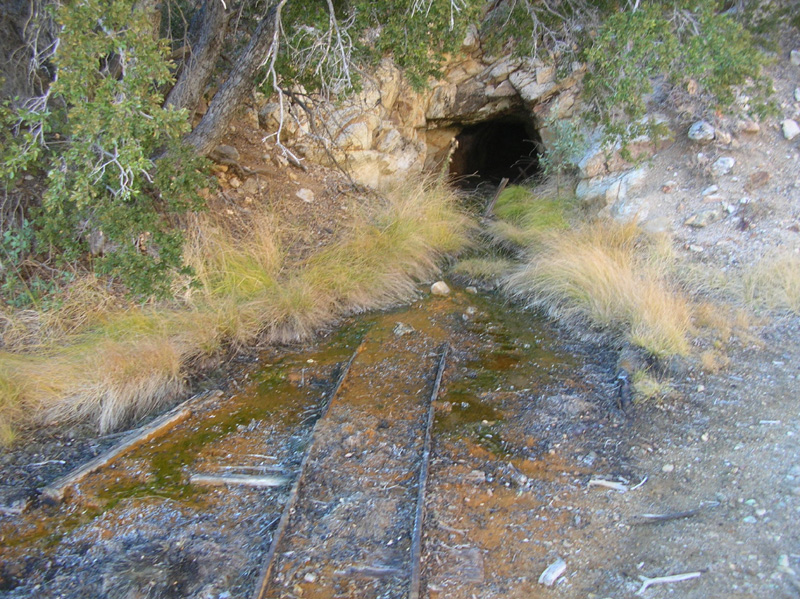 05-old_abandoned_copper_mine