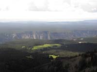 26-zoomed_view_of_Grand_Canyon_Yellowstone