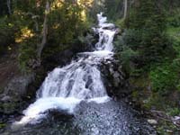 10-an_unknown_waterfall_along_trail_between_Narada_and_Paradise_Falls