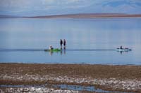 Lake_Manly-20240221A-kayakers_and_people_standing_in_water