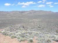 50-neat_mountain_view_looking_N_from_below_steep_road_we_hike_down_to_trailhead-alone_until_end