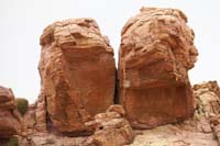 05-rocks_with_petroglyphs