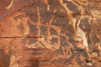16-zoom_view_of_petroglyphs