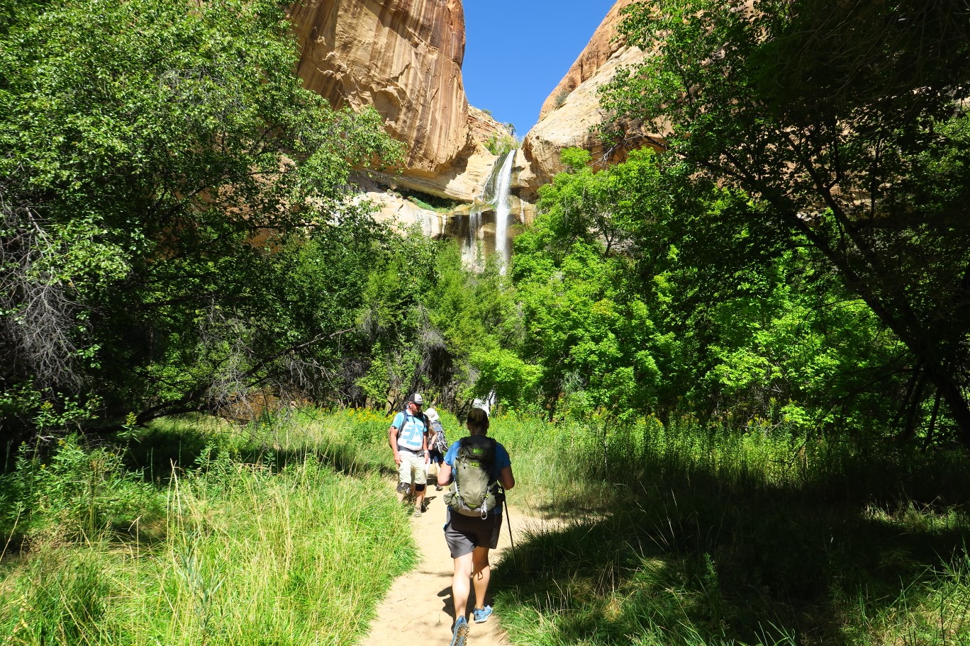 15-approaching_Lower_Calf_Creek_Falls