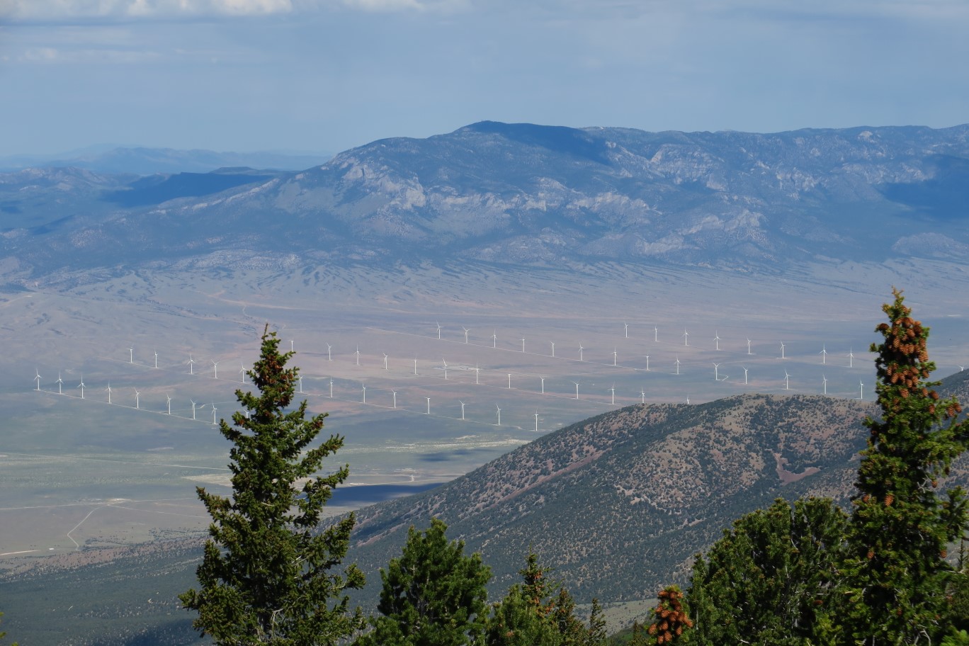 07-wind_farm_to_the_west