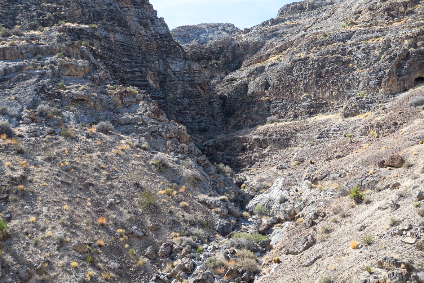 38-zoom_view_of_canyon_6