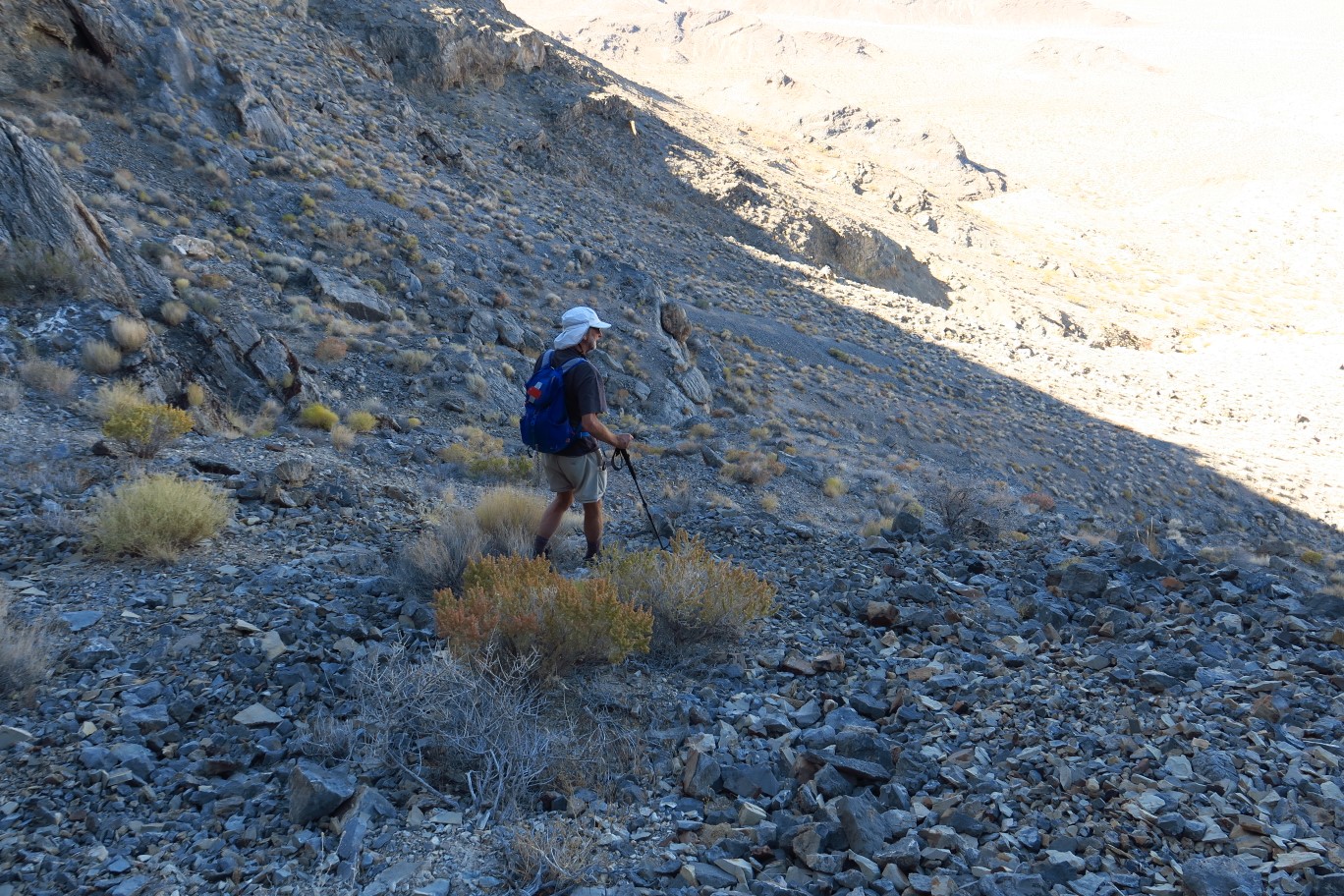 49-Laszlo_and_a_scree_slope