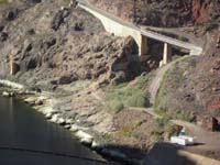 Hoover_Dam_and_bypass_bridge_from_Dam-morning14-20121031-zoomed_view_of_black_canyon_boat_ramp