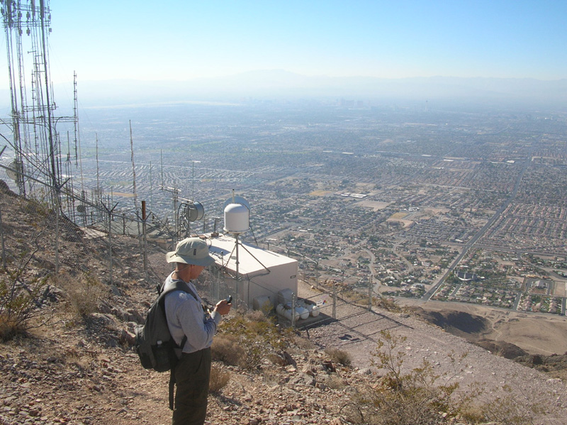 33-Dad_with_Las_Vegas_Valley