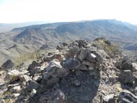 33-views_from_Kenny_Peak_towards_Malpais_Flattop_Mesa-SSE