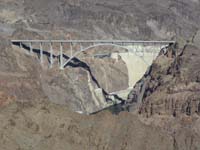 45-scenic_view_from_Overlook-looking_NNE-zoom_of_Hoover_Dam_and_Bridge