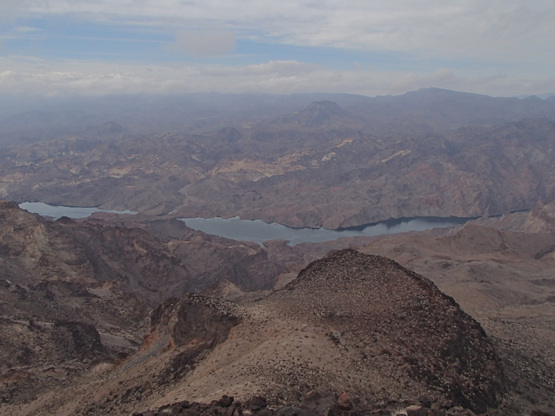 32-scenic_view_from_peak-HDR