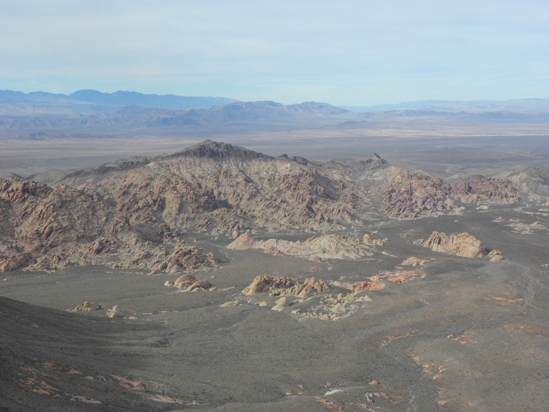 60-zoom_of_mountain_at_end_of_valley