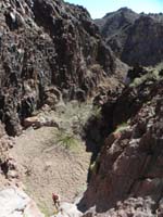 36-scenery-we'll_then_go_down_to_left,scramble,then_continue_down_canyon