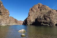 039-Colorado_River_upstream_and_scenery