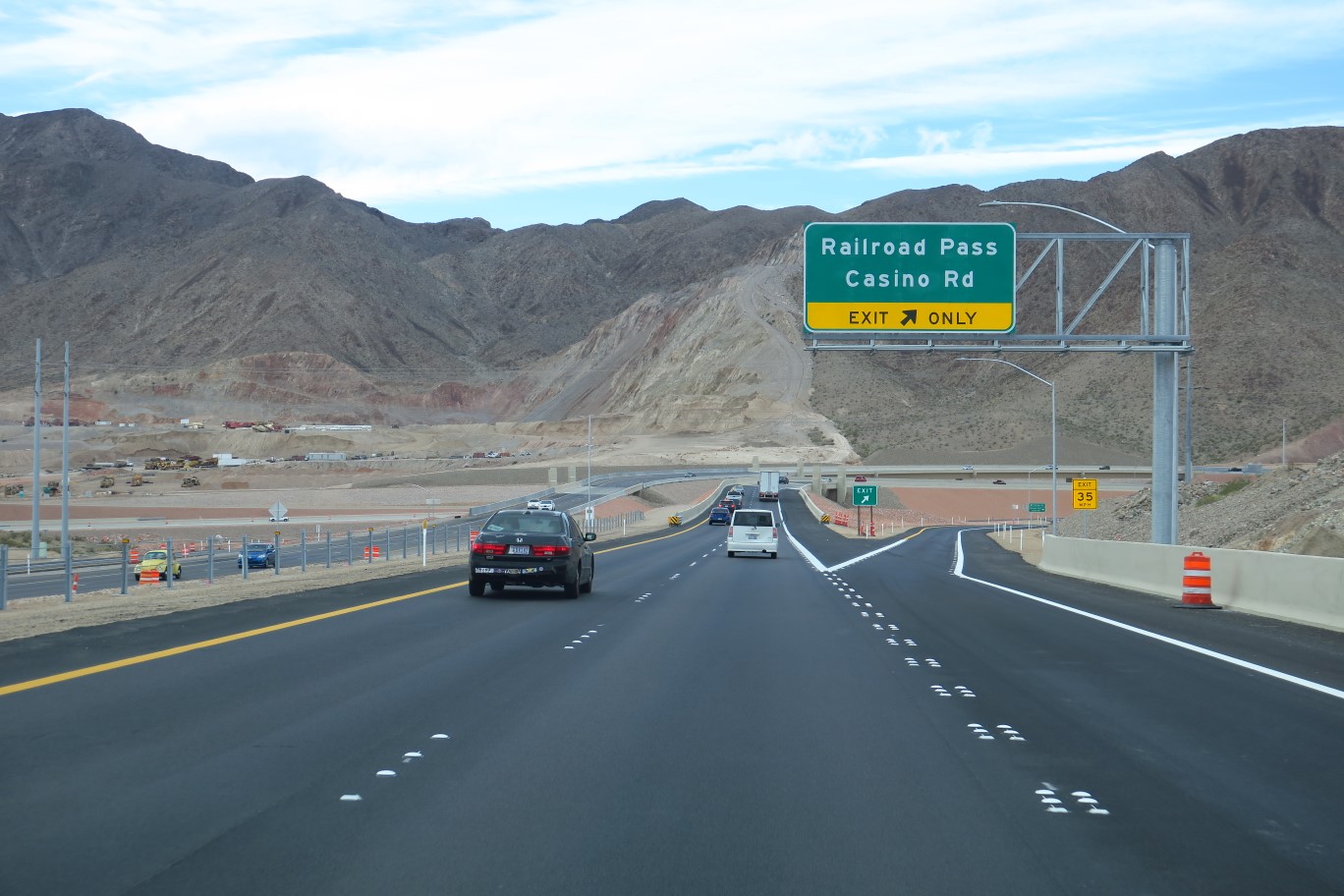 89-approaching_new_Railroad_Pass_road