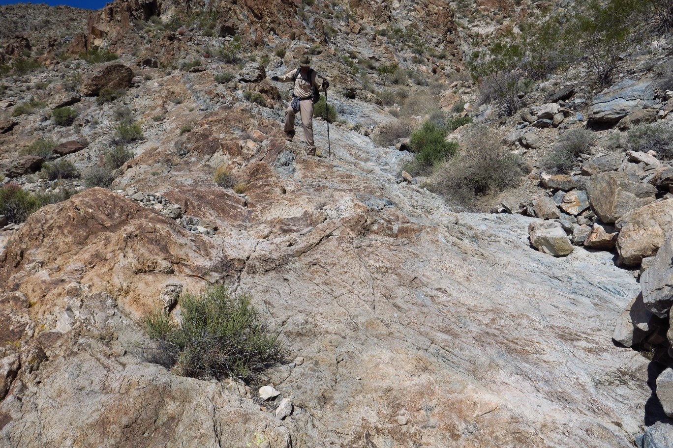 52-lots_of_scrambling_and_boulder_hopping