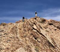 58-me_and_Ed_descending_knife-edge-from_Laszlo