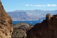 29-zoom_view_of_Lake_Mead_and_pretty_desert_scenery