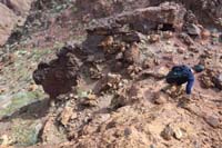 15-Ed_scrambling_down