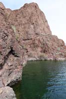25-mouth_of_Death_Pit_Canyon_is_only_about_75_feet_away,no_access_other_than_raft