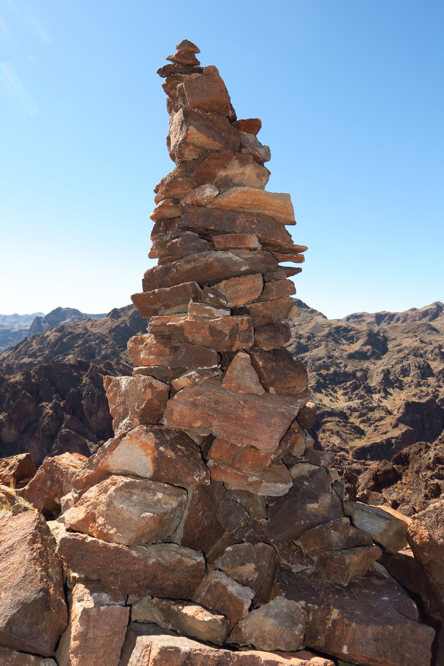 25-rock_cairn_tower