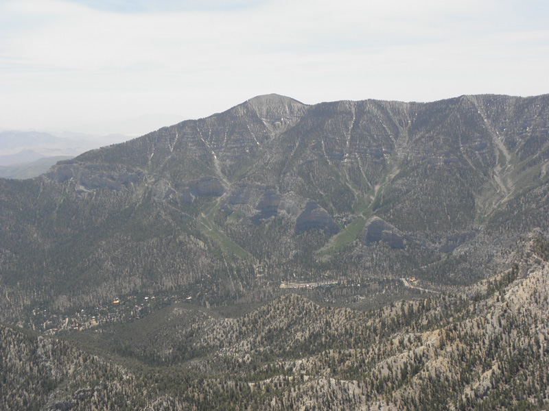 18-Griffith_Peak_from_Mummy_Toe