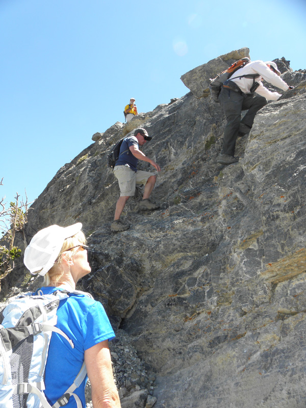 31-group_climbing_more_rock