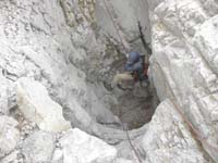 40-rappeling_into_a_pothole-then_climb_out