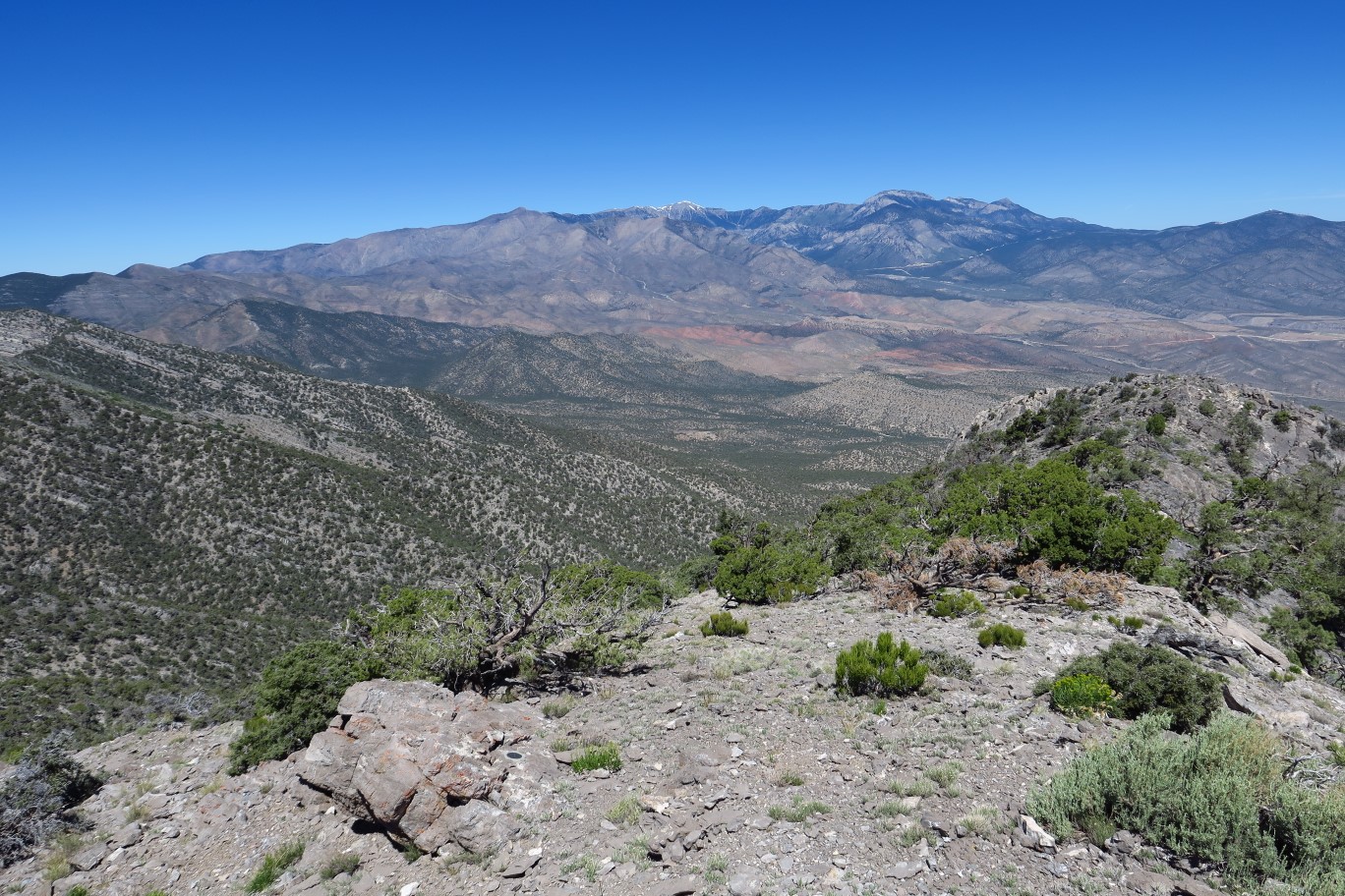 34-scenic_view_from_peak-WNW-Spring_Mountains