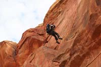 49-rap_5-Ed_rappelling