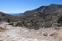 32-looking_back_to_pretty_scenery_along_dirt_road_I_came_up