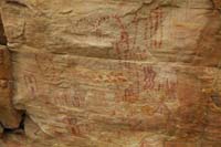 26-more_pictographs_and_modern_graffiti
