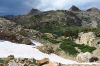10-pretty_scenery_with_Lamoille_Lake_below