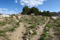 21-trail_junction-we_went_left_to_Favre_Lake_Trail