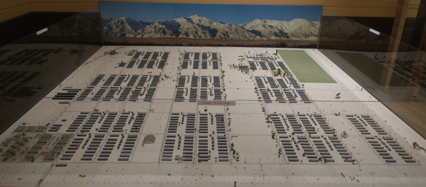 024-Interpretive_Sign-scale_model