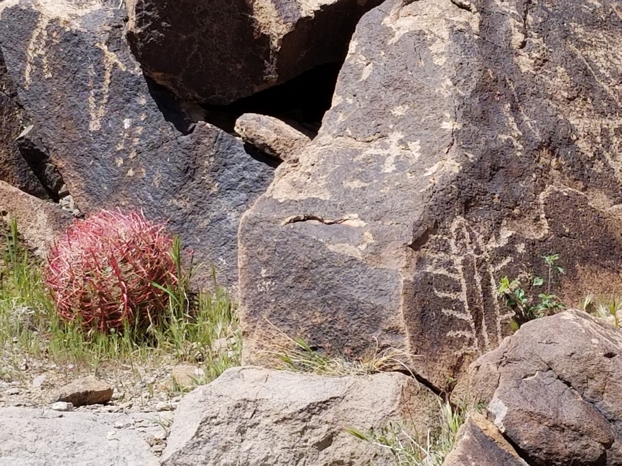 050-petroglyphs