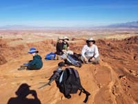 31-Noah,Lucas,Kenny,Daddy_on_Valley_of_Fire_Peak-from_Brett
