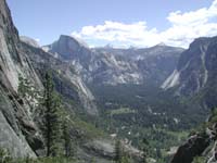 32-view_of_valley_from_top_of_Yosemite_Falls_trail