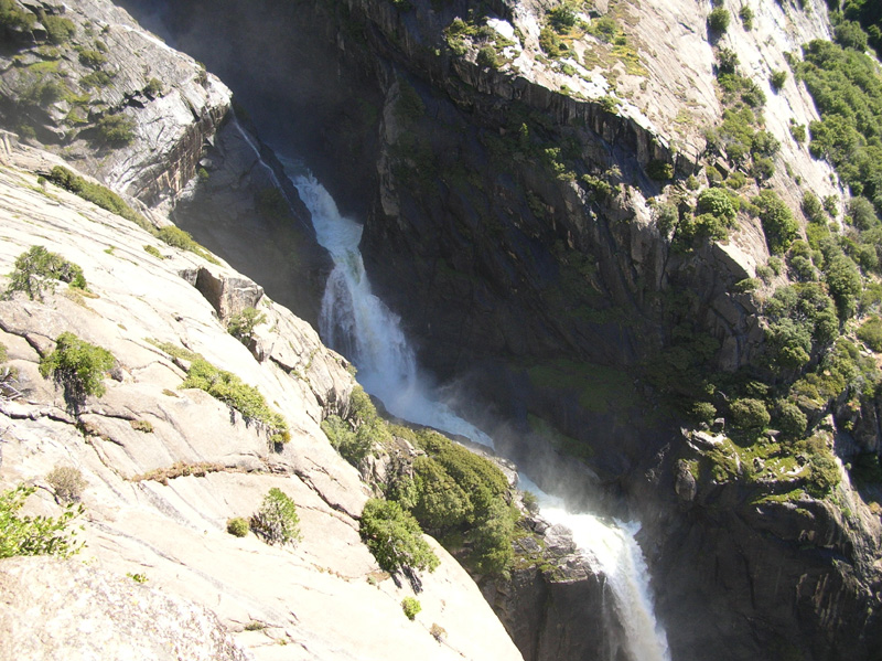 09-middle_Yosemite_Fall