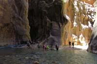 40-2.5_hours_to_reach_this_fork-Orderville_Canyon_to_right-1.5_miles_wading_upstream