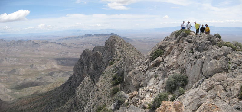 084-our_group_on_the_peak-from_Harlan